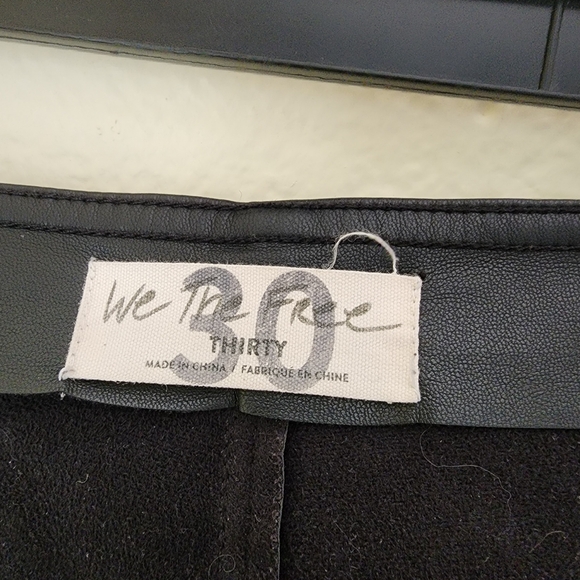 Free People We The Free Black Spitfire Faux Leather Pants, Size 30 - Picture 7 of 10
